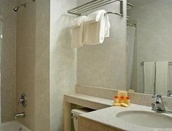 Days Inn By Wyndham Ridgefield Extérieur photo